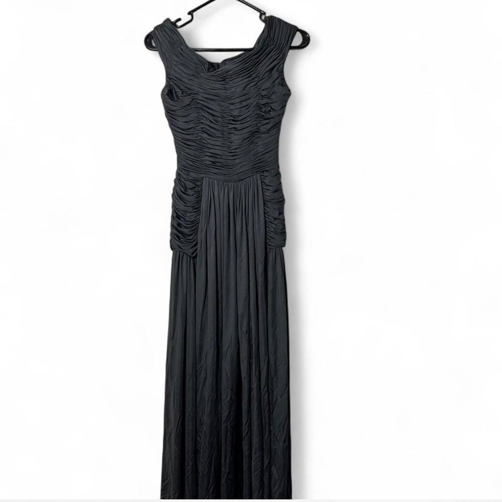 Oscar De La Renta Ruched Gown